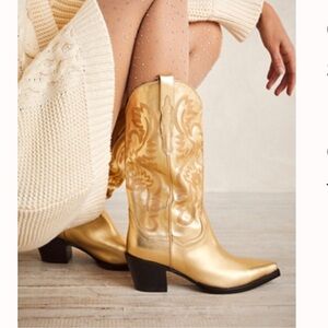 Jeffrey Campbell Daggat Western Boot in Gold
